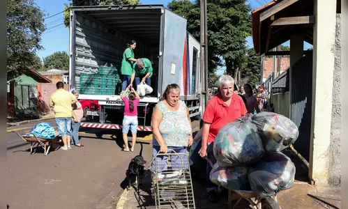 Feira Verde atendeu 412 famílias em oito bairros nesta semana