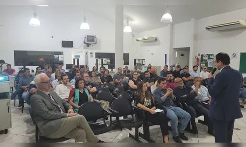 Juiz de Apucarana orienta partidos e pré-candidatos; vídeo