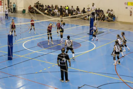 Voleibol é uma das modalidades dos Jogos Escolares do Paraná