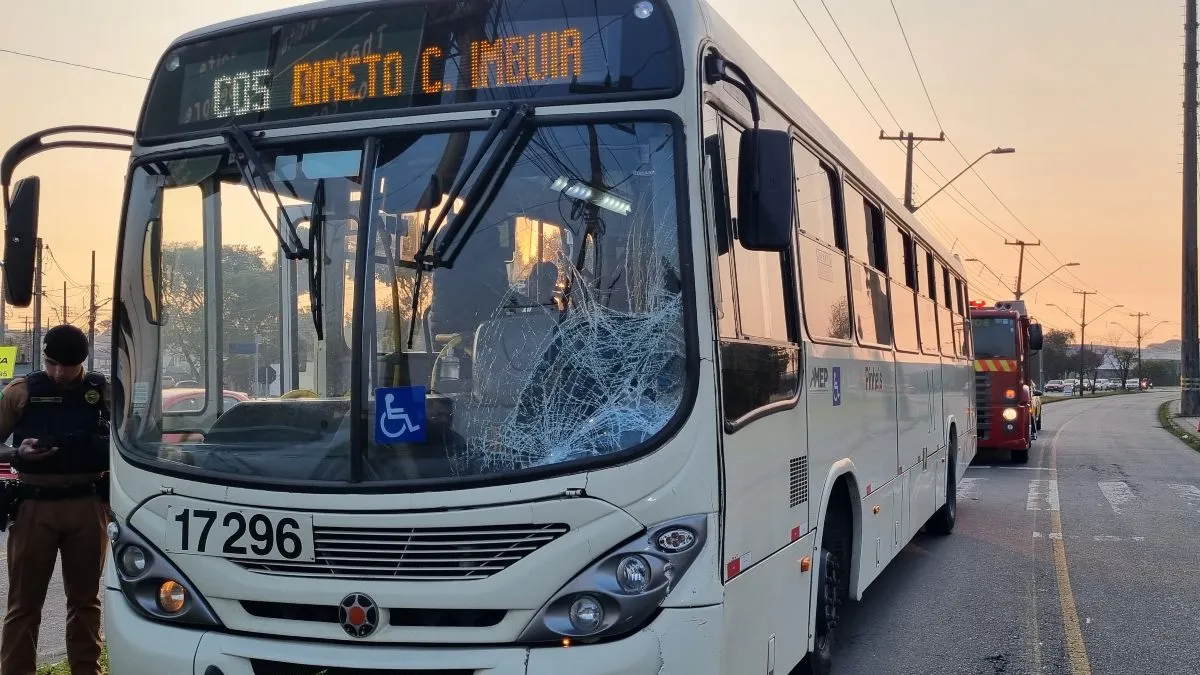 Ciclista trafegava pela canaleta exclusiva para ônibus