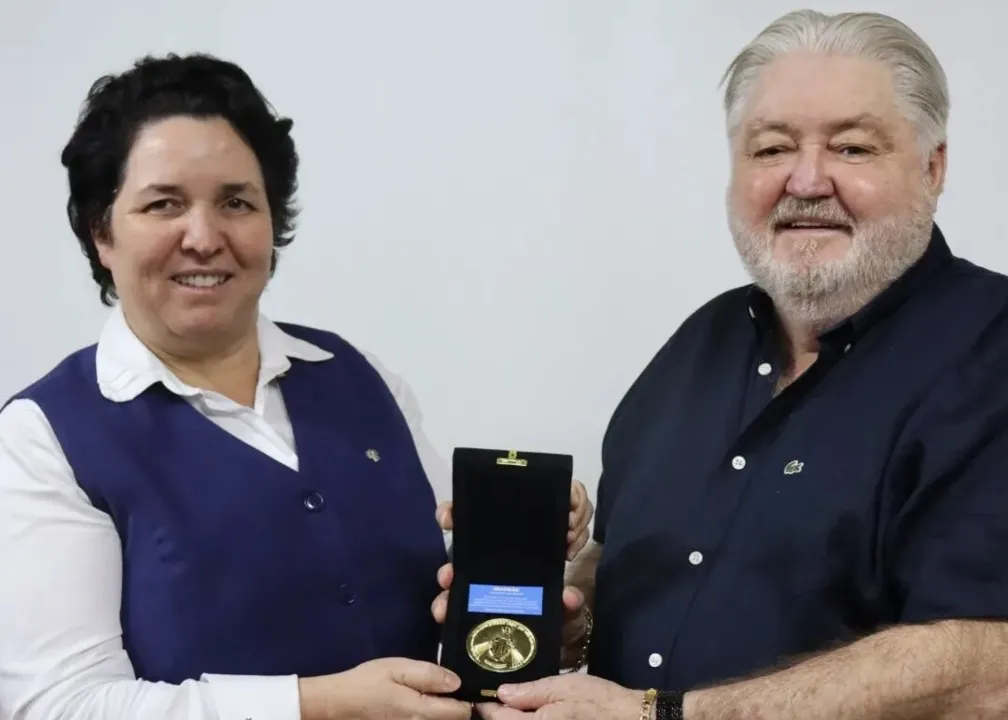 Irmã Geovana Ramos e o empresário Luis Bertoli