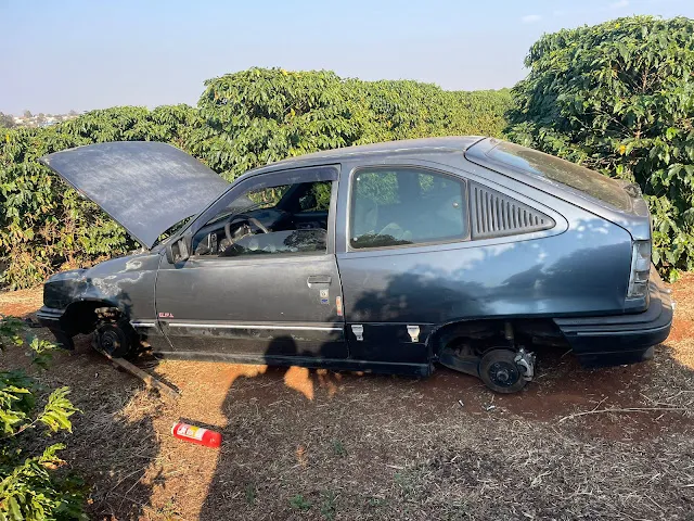 Produtor rural encontrou o carro quando foi trabalhar na lavoura