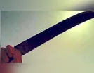 Tio ataca sobrinho com facão durante confraternização em Faxinal