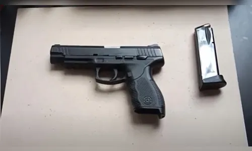 Homem é preso em flagrante com uma pistola calibre .40 em Faxinal