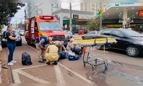 Motociclista fica ferida após colisão com carro em Apucarana