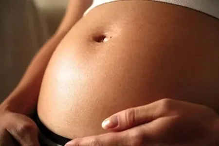 A vítima está grávida de oito meses