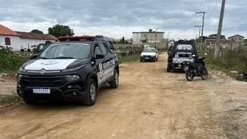 Agentes do Corpo de Bombeiros, Conselho Tutelar, Guarda Civil e polícias Civil e Militar participaram das buscas