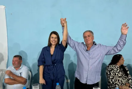 Carla Emerenciano e Juninho Bernini