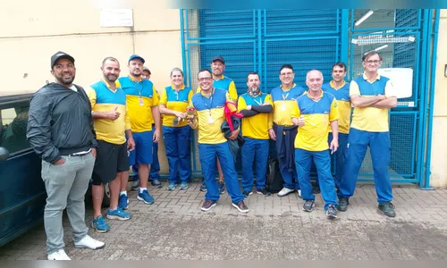 Greve dos Correios tem adesão de carteiros em Apucarana