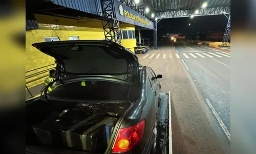 Traficante abandona carro com drogas após acidente na BR-376 no Paraná