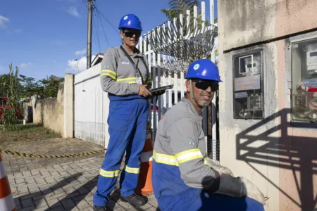 Copel já tem mais de 820 mil medidores inteligentes instalados no PR