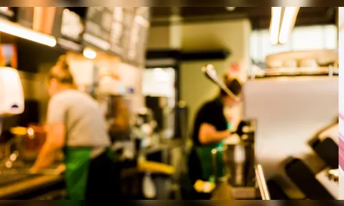 De novo: homem come em lanchonete e diz não ter dinheiro para pagar