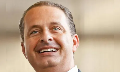 Filho de Eduardo Campos presta homenagem após 10 anos da morte do pai