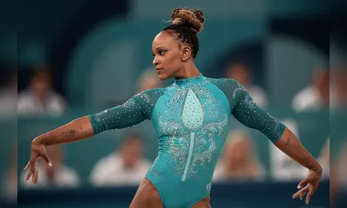 É ouro! Rebeca Andrade supera Simone Biles no solo de ginástica