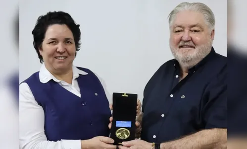 Empresário Luis Bertoli recebe homenagem do Hospital da Providência