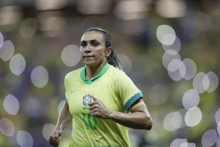 Marta, atleta da equipe feminina brasileira de futebol
