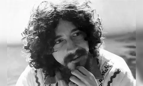 “Meu pai segue mais vivo que muitos vivos”, diz filha de Raul Seixas