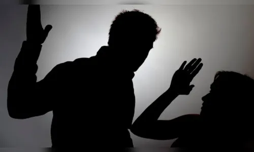 Homem agride mulher em colégio de Marilândia do Sul e PM é acionada