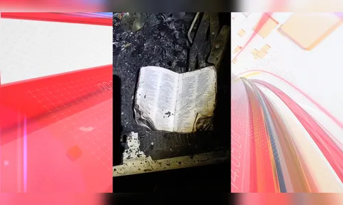 Incêndio destrói Kombi e Bíblia que estava no veículo fica intacta
