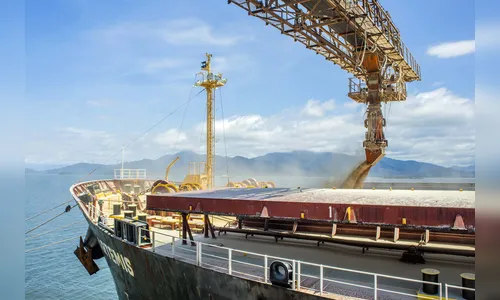 Exportações de soja, açúcar, combustíveis e frango batem recorde no PR