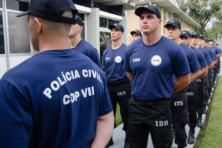 Participam policiais civis, militares, federais, rodoviários federais, penais e guardas municipais