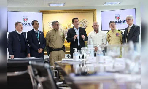 Governo do PR propõe reestruturação das carreiras da PM e bombeiros