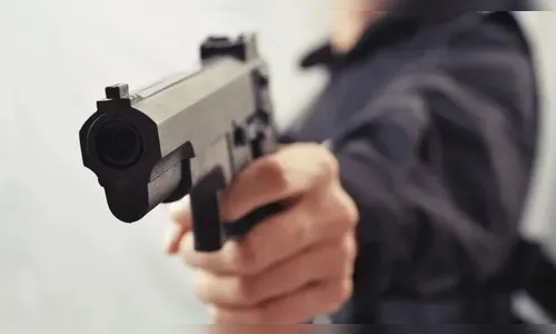 Mesmo ferido, policial aposentado mata bandido em tentativa de assalto