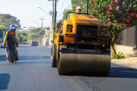 Serviços de recape avançam e chegam na Rua Eurilemos em Arapongas