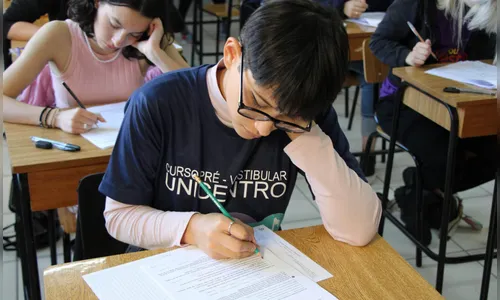 Universidades estaduais do PR ofertam 5.650 vagas para 228 cursos