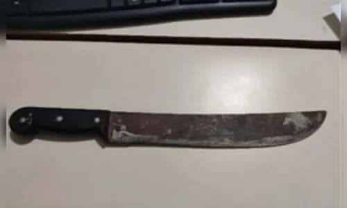 Idoso é internado após ser atacado com facão e pauladas em Apucarana
