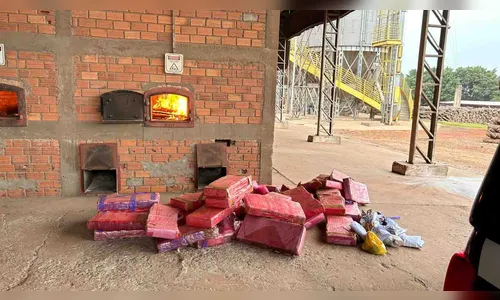 Polícia de Ivaiporã incinera aproximadamente 400 kg de entorpecentes