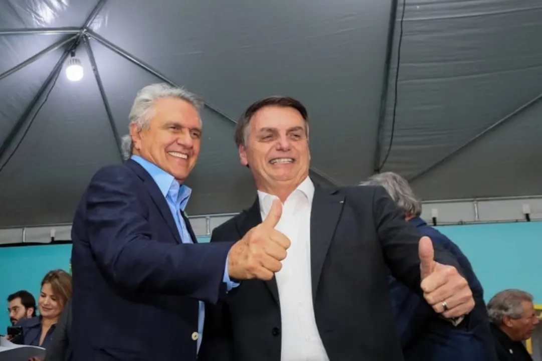 Bolsonaro chama Caiado de covarde