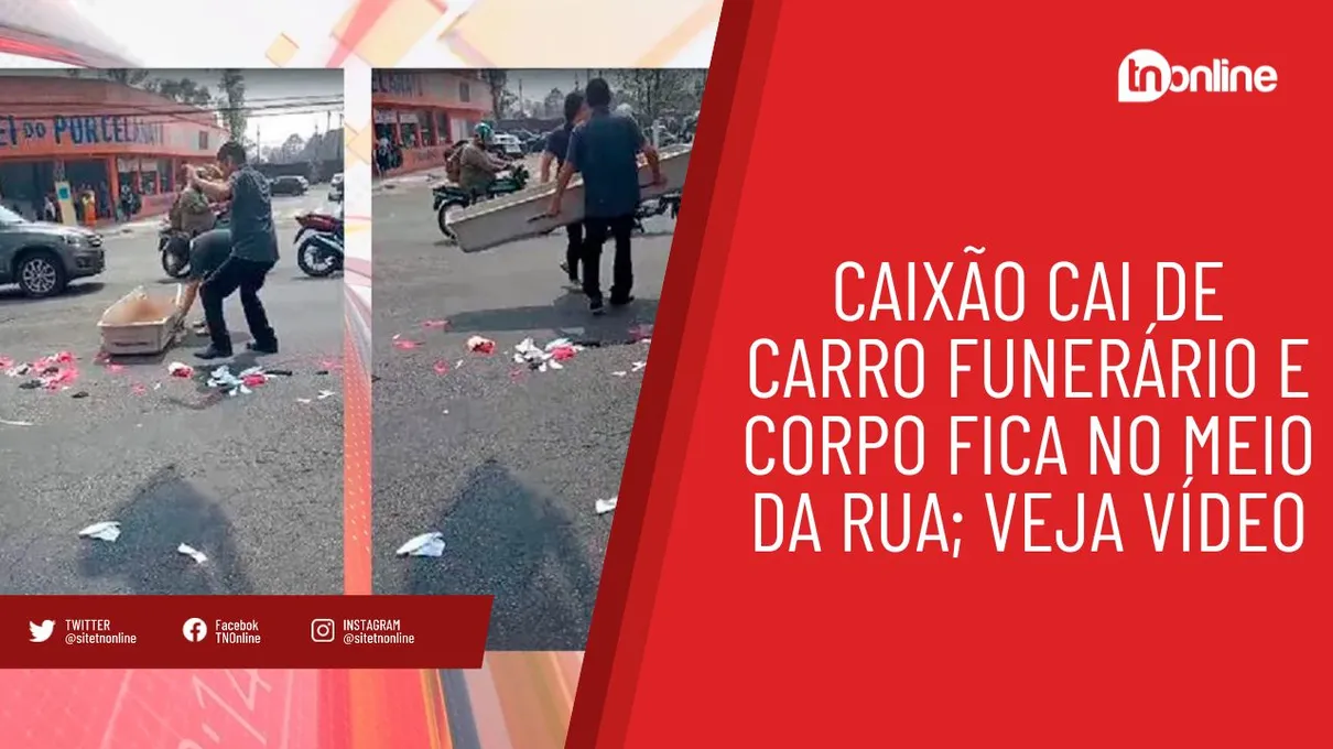 Caixão cai de carro funerário e corpo fica no meio da rua