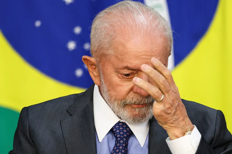 Lula diz que governo fara levantamento e não o recebe