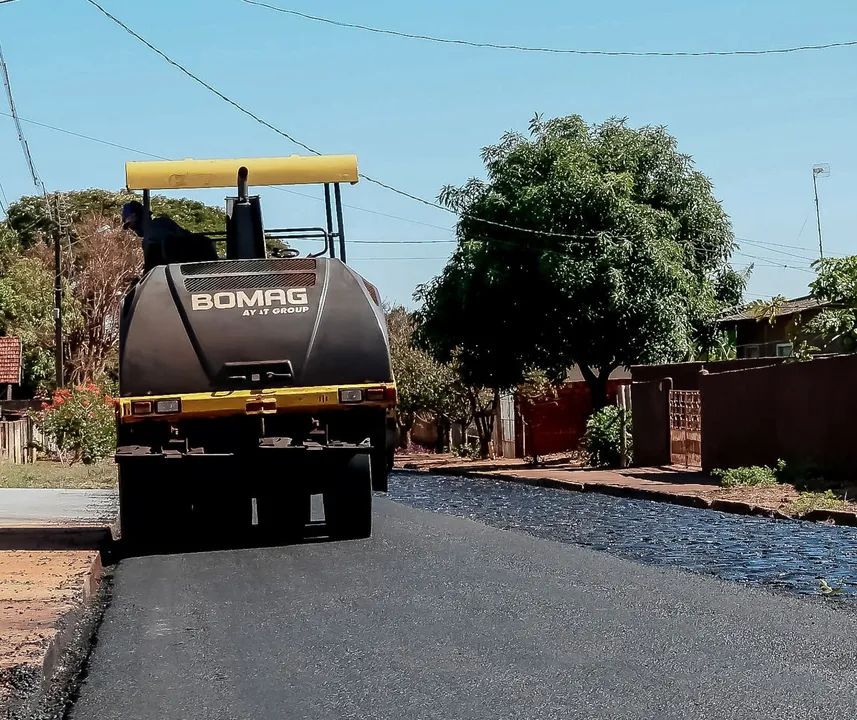 O prefeito Junior da Femac acompanhou nessa segunda-feira (2) a conclusão das obras