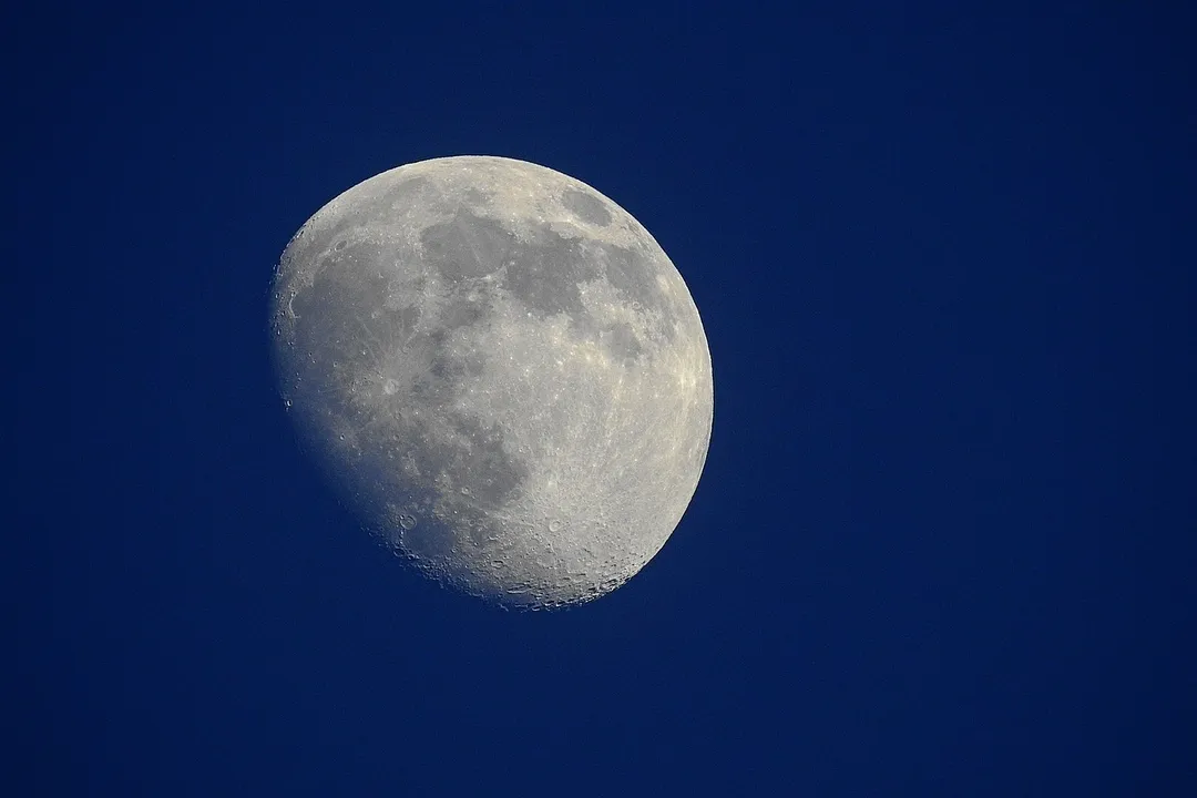 Os observadores do céu noturno terão a chance de conferir um eclipse lunar parcial ocorrendo durante uma Superlua.