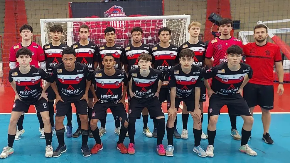 Time sub-16 do Apucarana Futsal