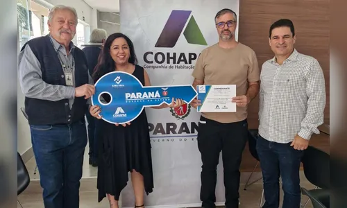 152 famílias de Maringá recebem as chaves da casa própria
