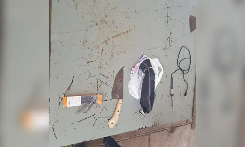 Homem tortura esposa e filhas e as mantém em cárcere no Paraná