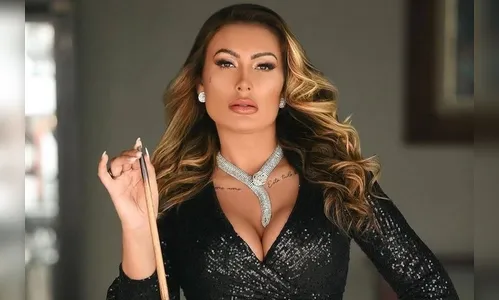 Após bifurcar língua, Andressa Urach planeja colocar um terceiro seio