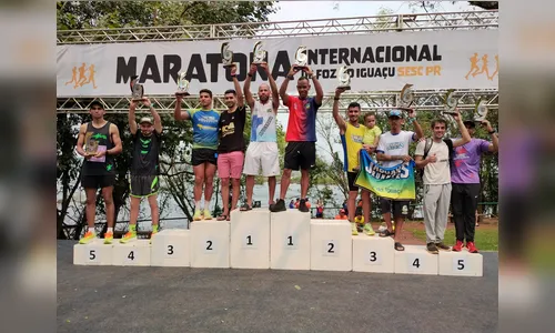 Apucaranenses vencem a maratona de revezamento em Foz do Iguaçu