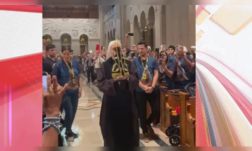 Católicos brasileiros nos EUA celebram entronização de N.Sª Aparecida