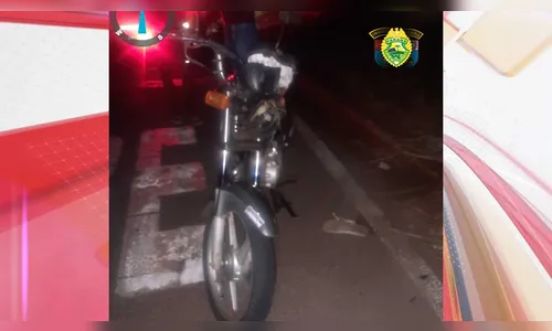 Motociclista fica ferido em acidente com carro na PR-445