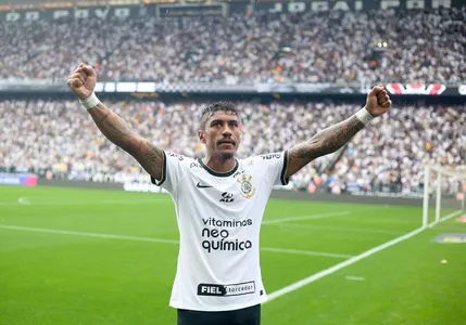 Foi com a camisa do clube paulista também que Paulinho disputou sua última partida, em maio