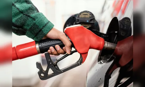 Gasolina e diesel estão 4% mais caros no Brasil que no exterior