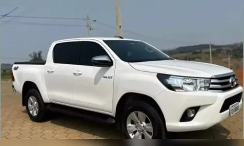 Três assaltantes armados roubam dono e clientes de bar em Apucarana