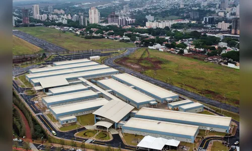Megaestrutura: governador inaugura Hospital da Criança de Maringá