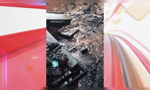 Veja como ficou casa que foi incendiada neste domingo em Apucarana