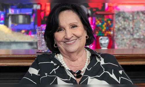 Mãe do humorista Paulo Gustavo, Dona Déa Lúcia