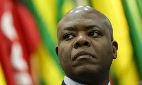 Polícia Federal vai investigar denúncias contra Silvio Almeida